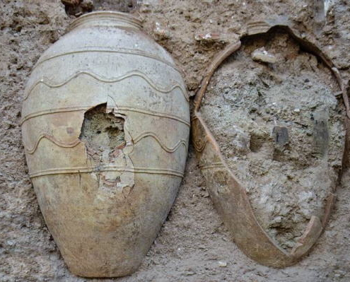 کوزه خالی در گنج یابی و دفینه یابی