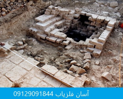 آجر در گنج یابی